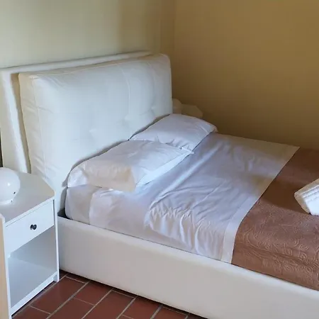 Montevecchio Apartment *